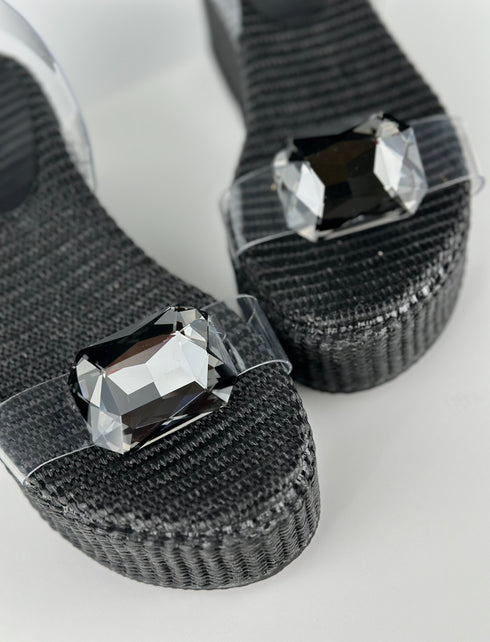 PAROS SİYAH TAŞLI DOLGU SANDALET